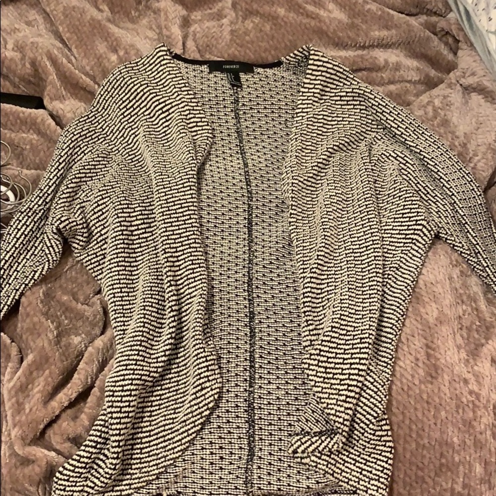 Forever 21 black and white sweater